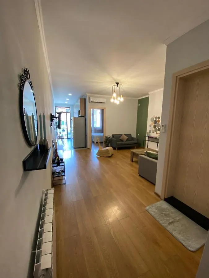 Feels Like Home Apartment 바투미