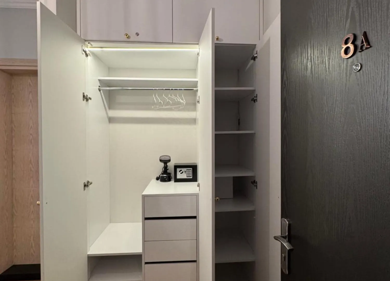 Feels Like Home Apartment 바투미